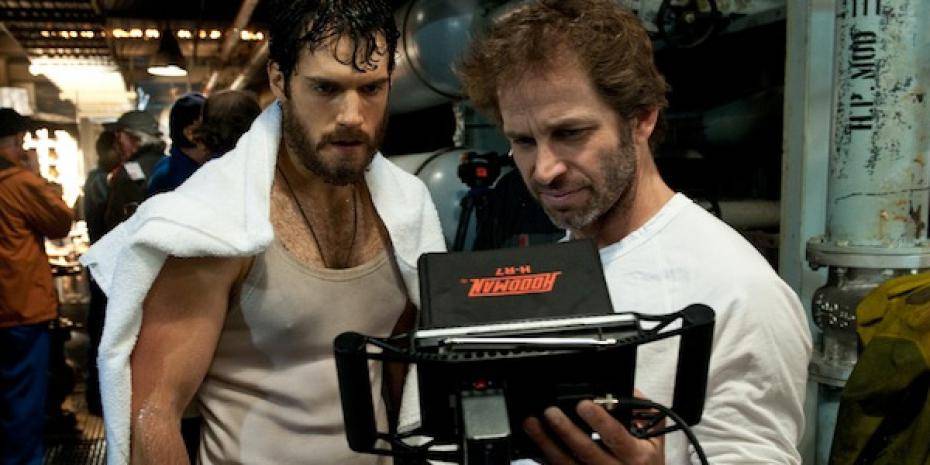 Zack Snyder and Henry Cavill on Man of Steel Set