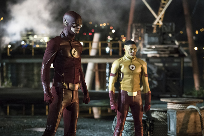 The Flash Season 3 flash and kid flash