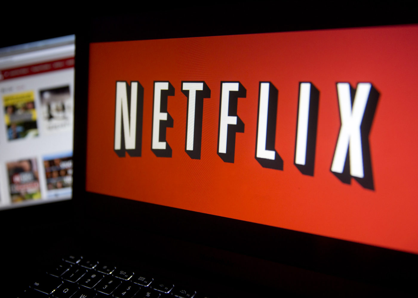 Netflix In Talks to Keep Star Wars, Marvel Movies