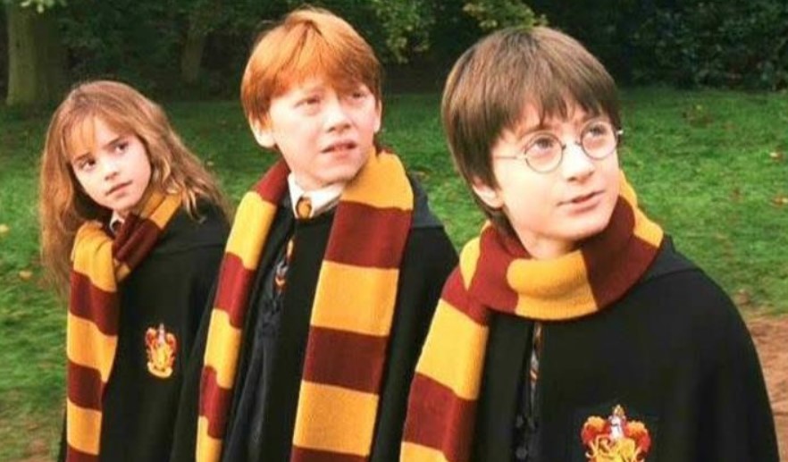 The Main Trio Reunites in First Image from Harry Potter 20th Anniversary: Return to Hogwarts