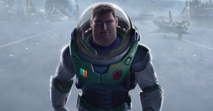 Disney Statue Gives Look at ‘Real’ Buzz Lightyear’s Full Suit