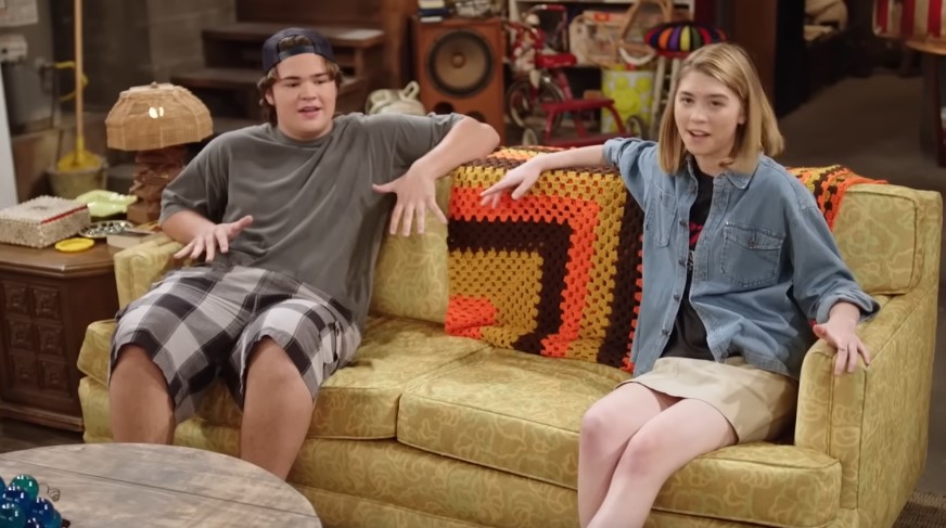 25 That 90s SHow BTS 1 Get a Behind-the-Scenes Tour of That ‘90s Show Set