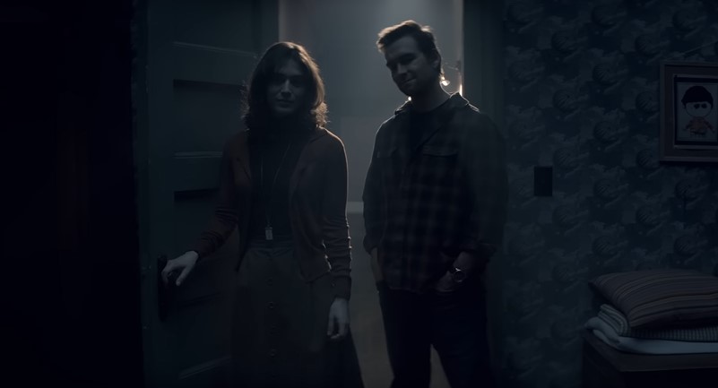 Lizzy Caplan and Antony Starr are Parents Hiding a Terrible Secret in Cobweb Trailer