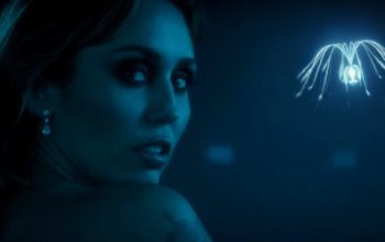 09 MIley Cyrus Avatar Dream as One: Is Avatar 3 Trying to Capture the Same Magic as Titanic’s ‘My Heart will Go On’?